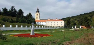 manastir-grgeteg-jednodnevni-izlet-stopama-zmaja-i-drakule-vojvodina